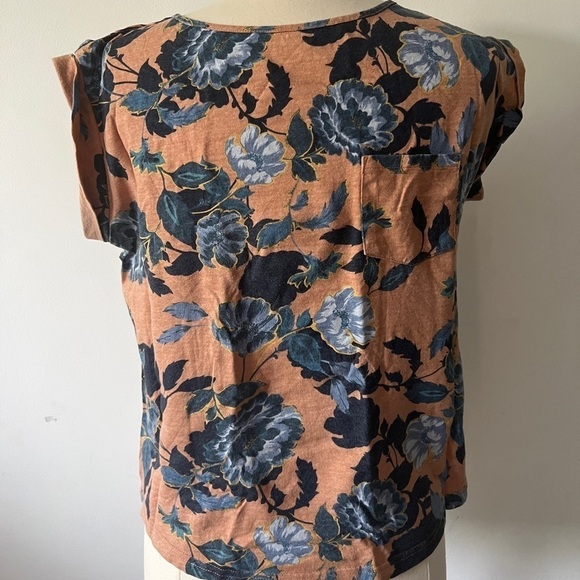 Icone Simons exclusive floral short sleeve top size large - Picture 2 of 5